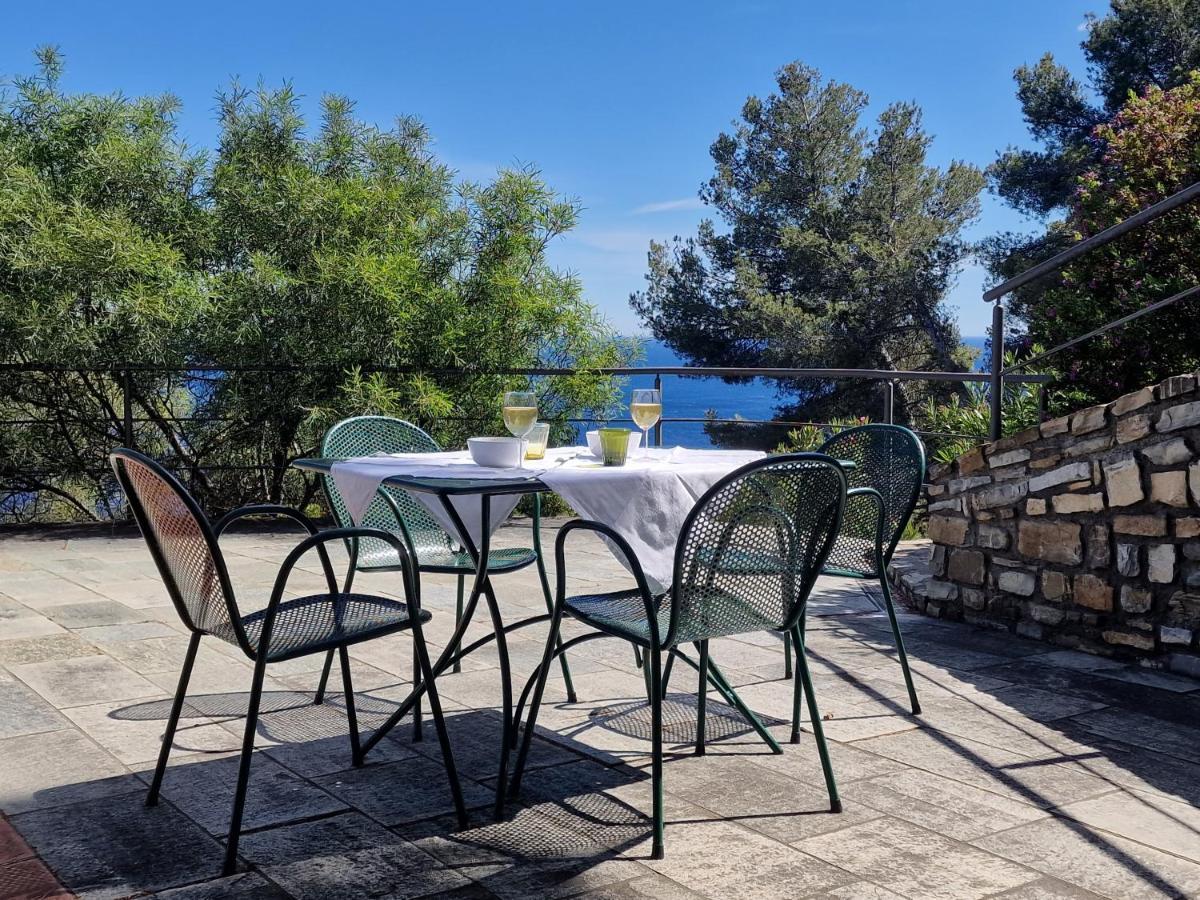 Appartamento In Villa Mimosa Черво Екстер'єр фото
