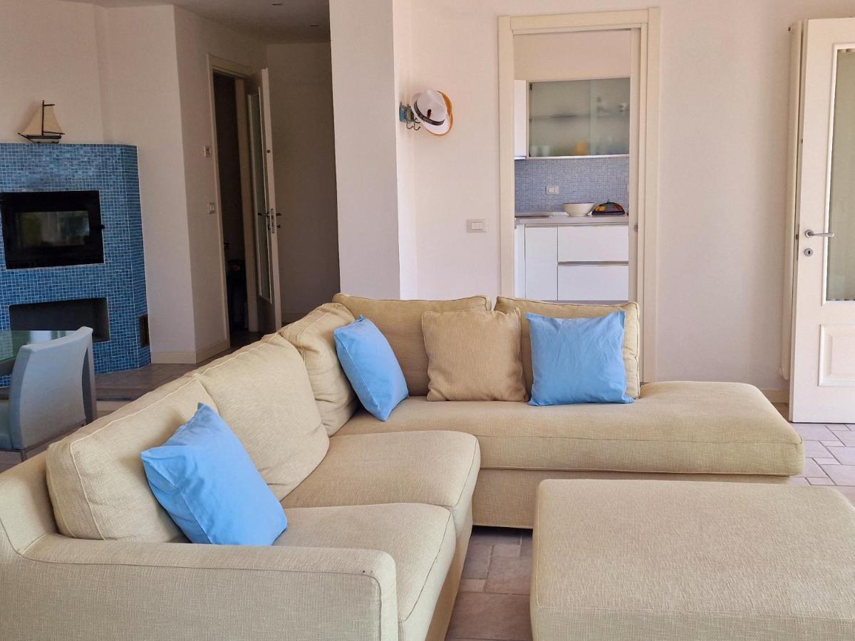 Appartamento In Villa Mimosa Черво Екстер'єр фото