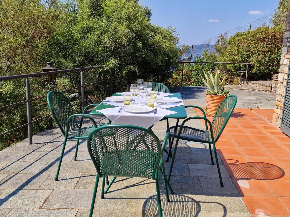 Appartamento In Villa Mimosa Черво Екстер'єр фото