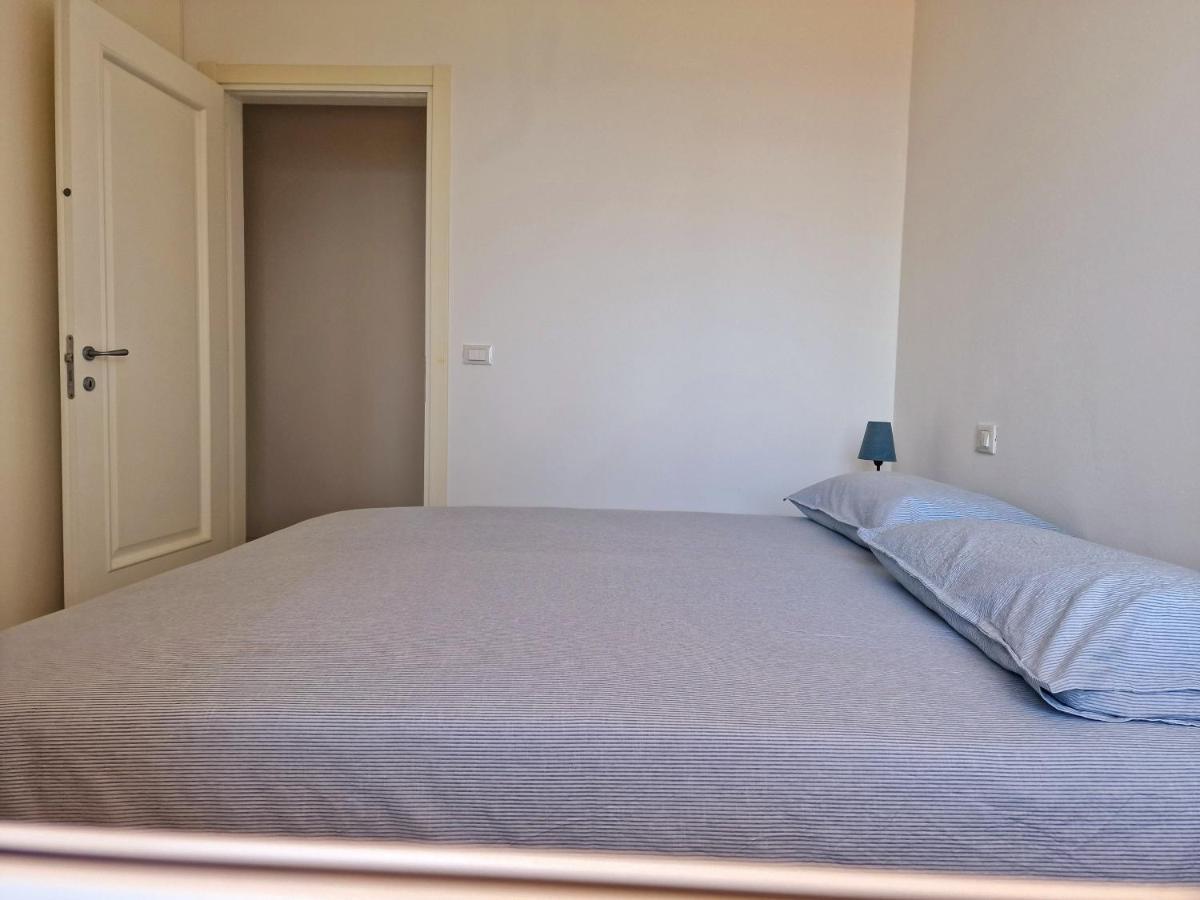 Appartamento In Villa Mimosa Черво Екстер'єр фото