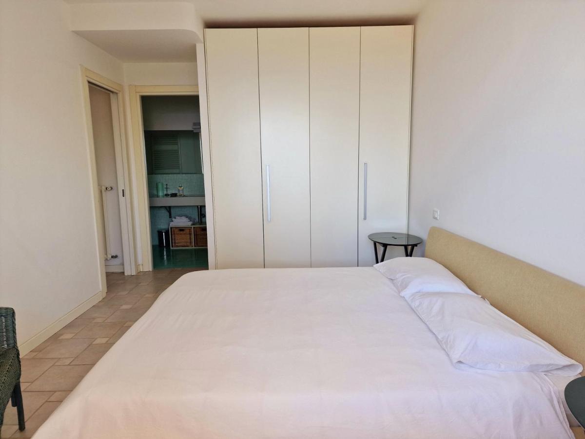 Appartamento In Villa Mimosa Черво Екстер'єр фото