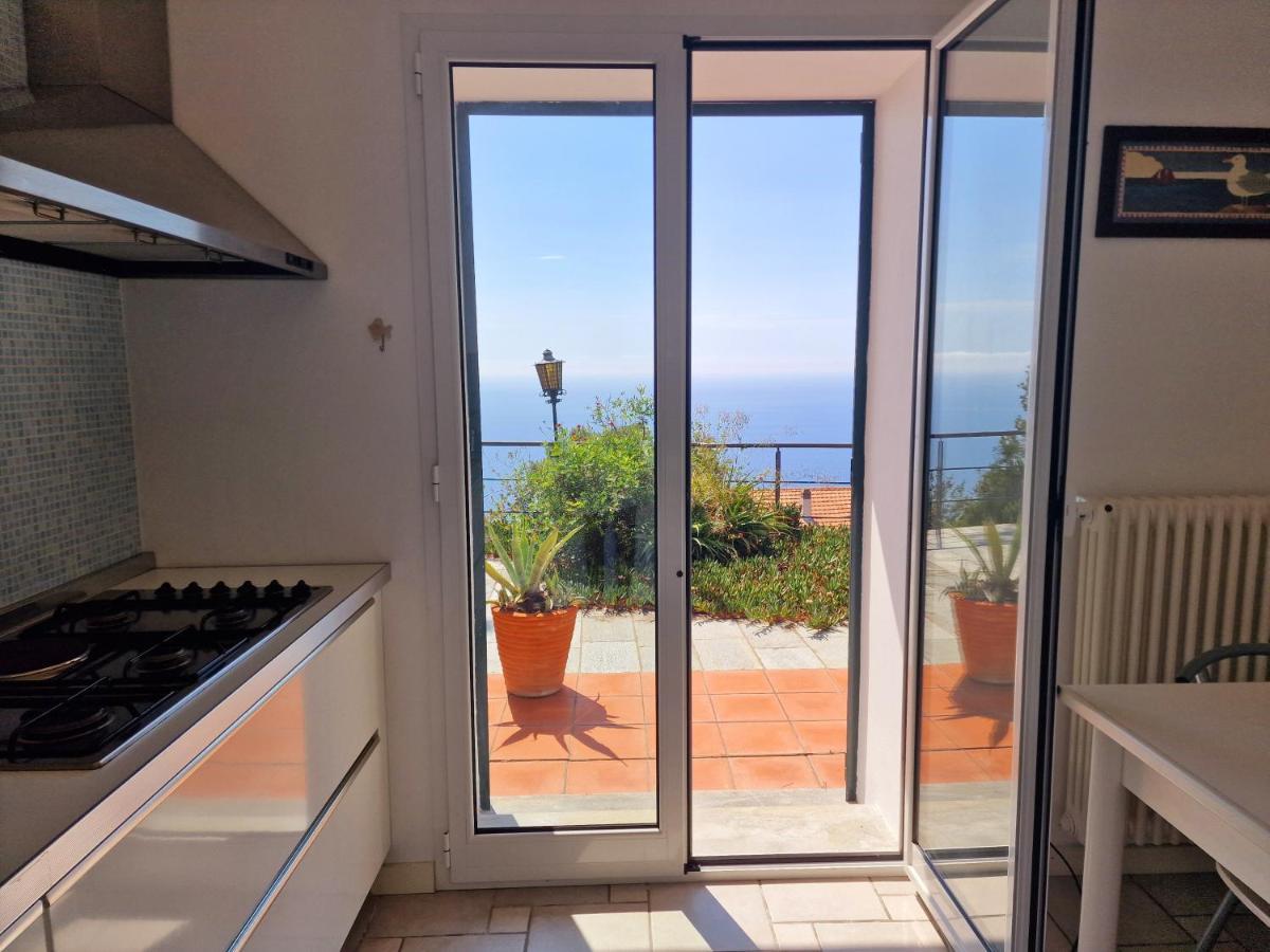 Appartamento In Villa Mimosa Черво Екстер'єр фото
