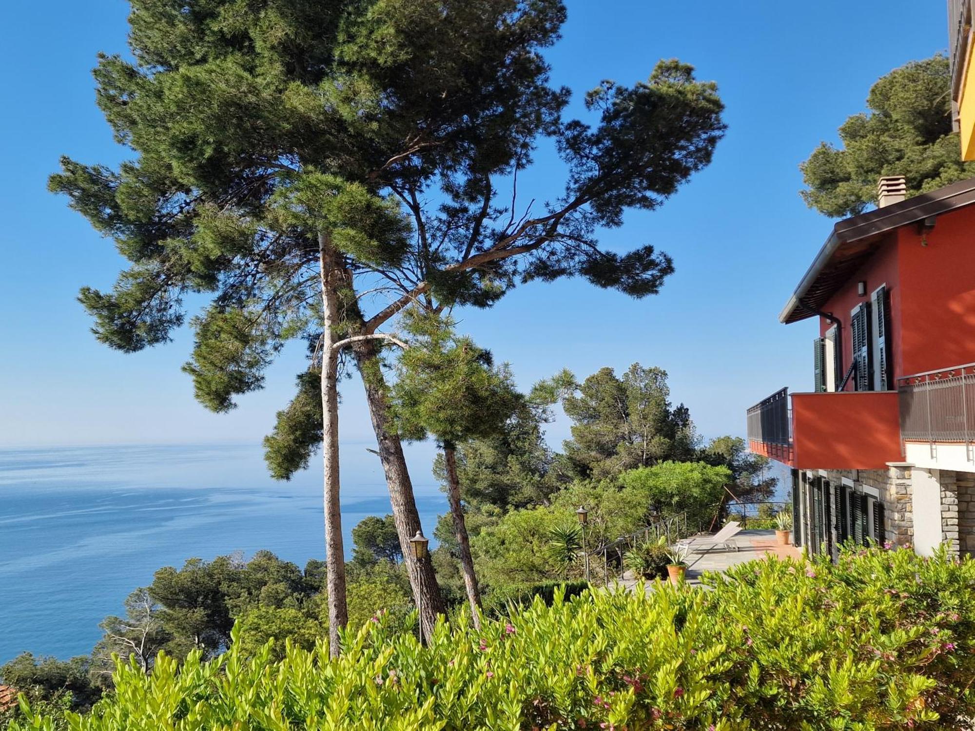 Appartamento In Villa Mimosa Черво Екстер'єр фото